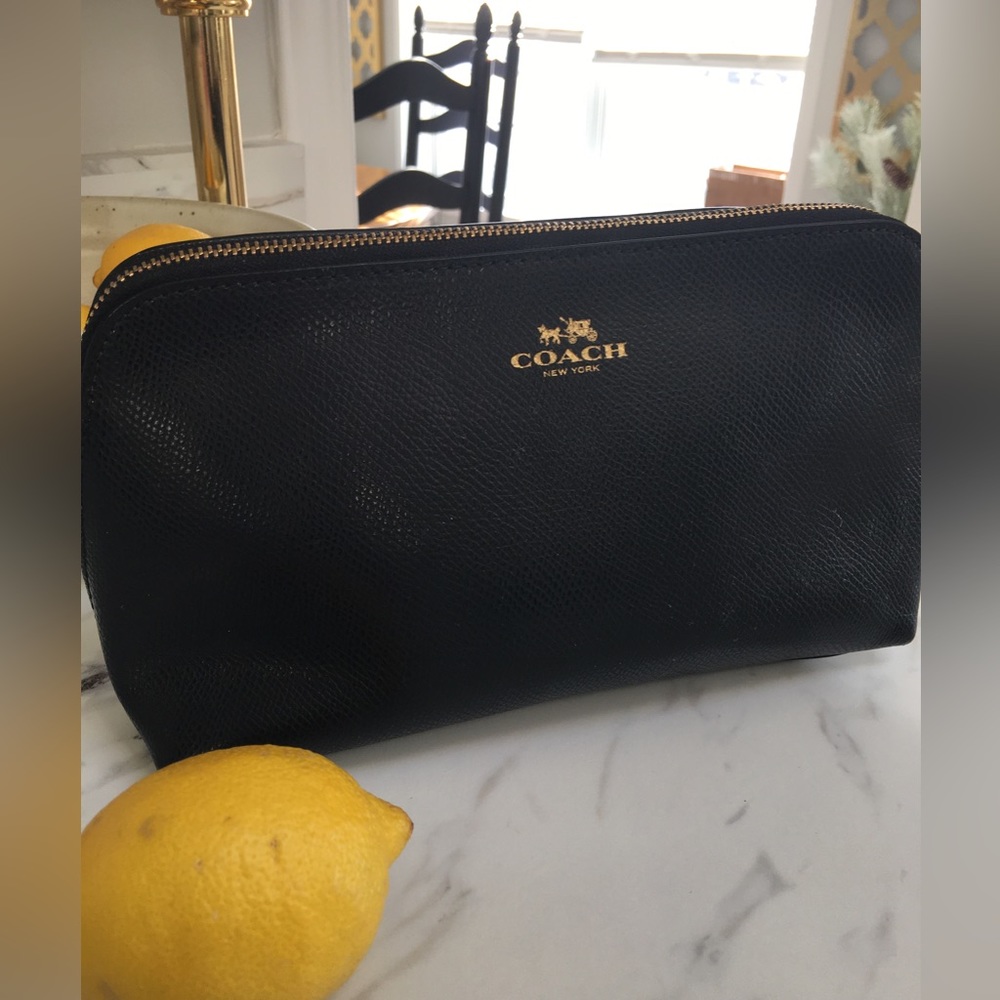 GUC Coach Black & Gold Large Leather Cosmetic Bag
